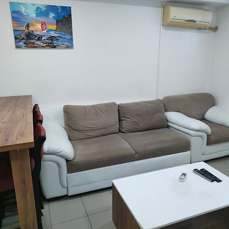 Apartmani Pajic Ягодина Экстерьер фото