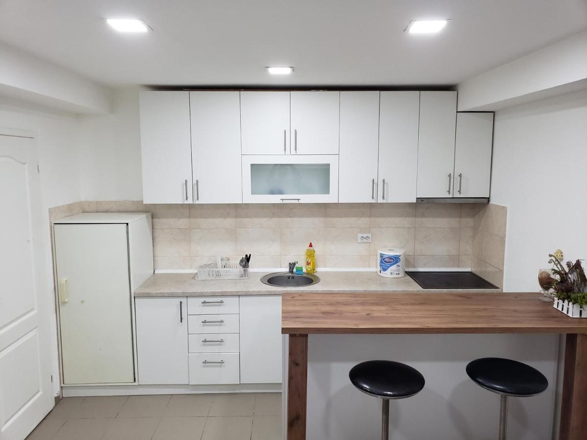 Apartmani Pajic Ягодина Экстерьер фото